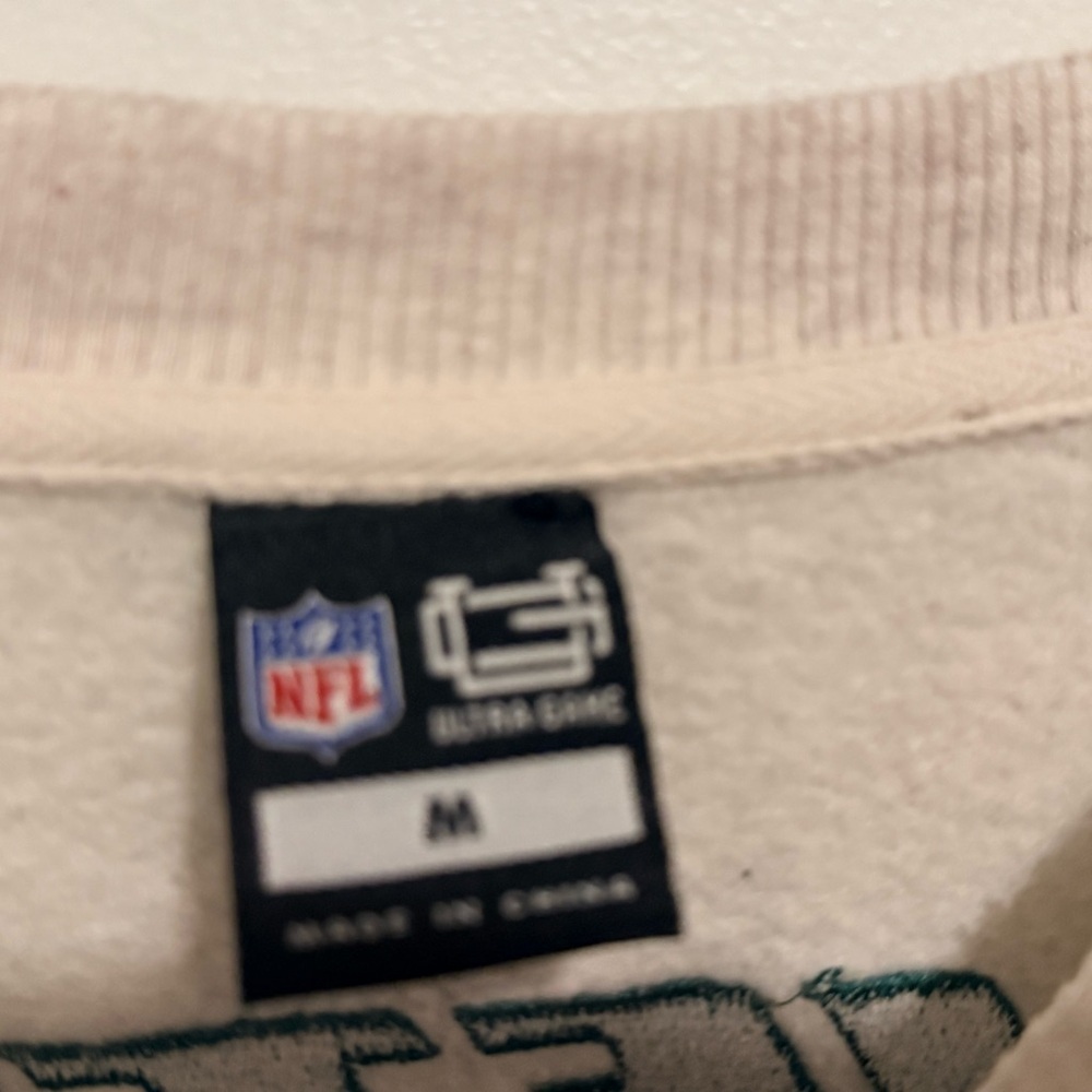 Men's New York Jets Antigua Khaki Victory Pullover Sweatshirt - Picture 5 of 6